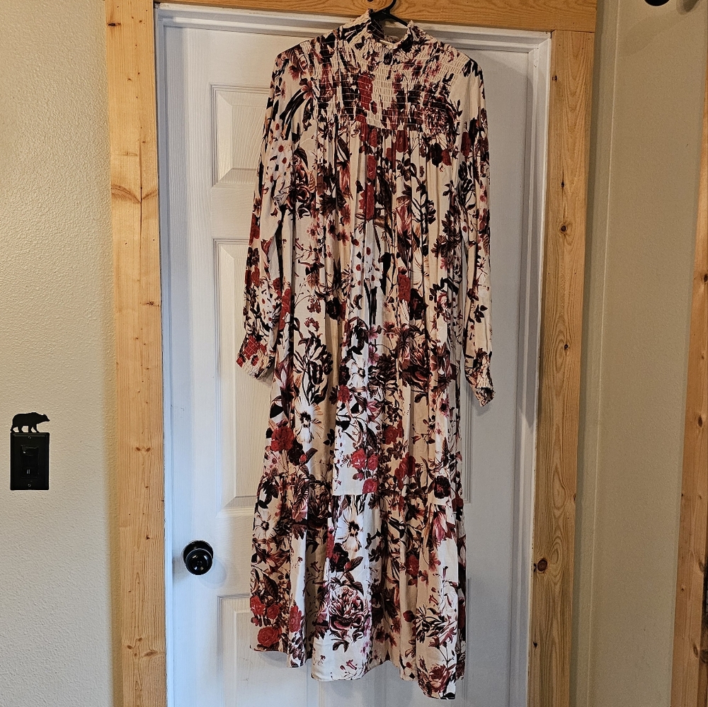 H&M beautiful fall floral dress